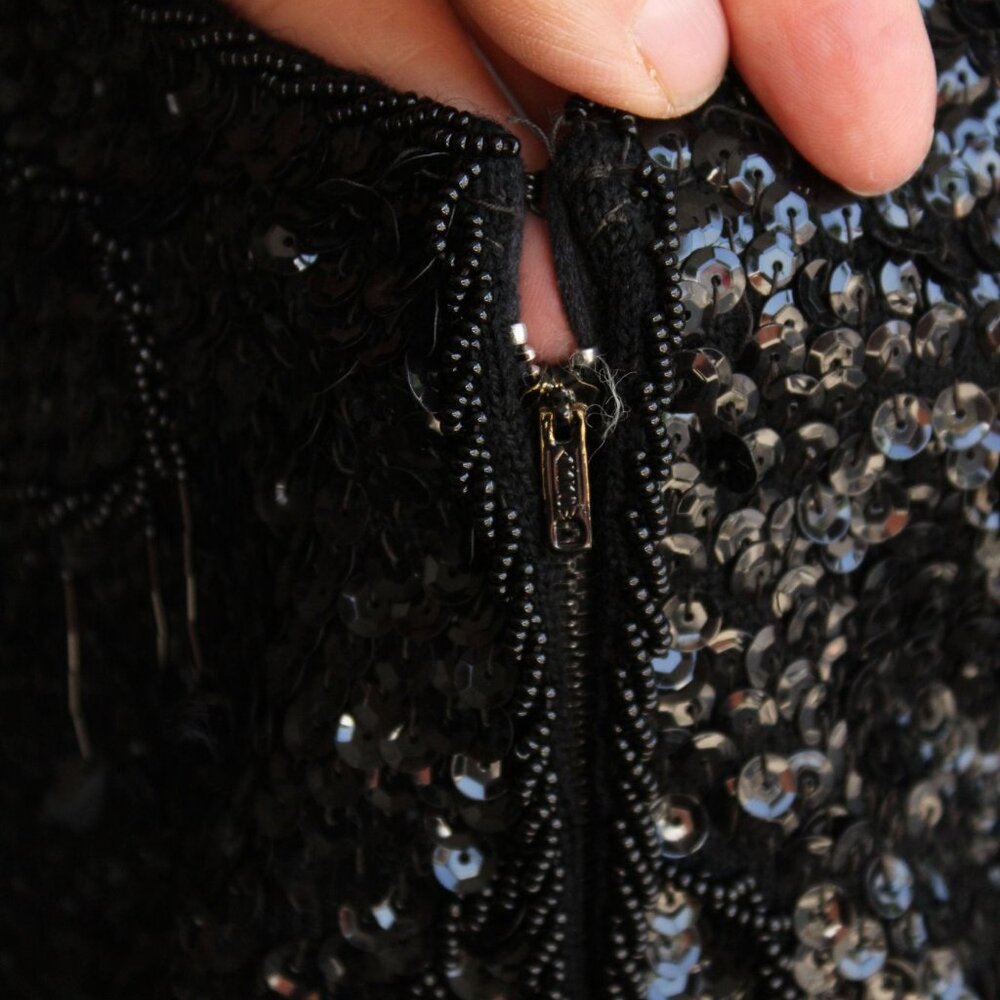 Vintage 1960s Womens Top, Forecast Shops Beaded and Sequined Sweater Blouse, - Picture 10 of 10